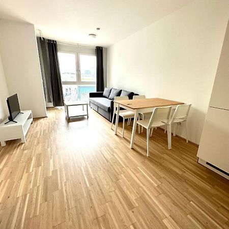 Forsthaus 32 Free Garage Apartment เวียนนา ภายนอก รูปภาพ